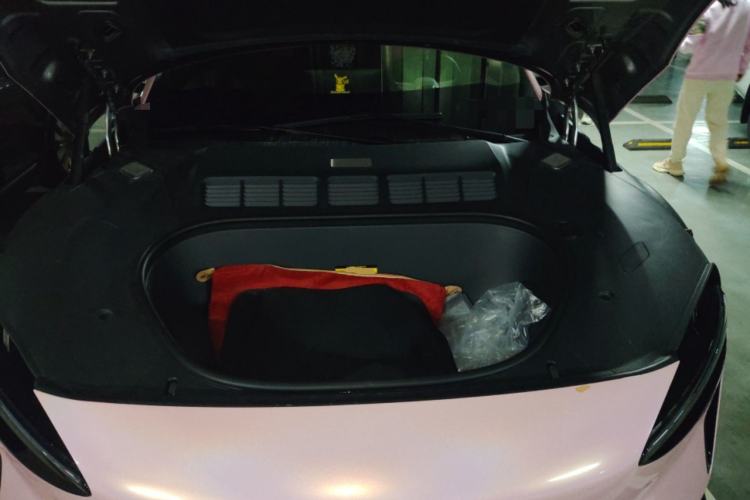 Used Xiaomi Auto YU7 2025 Ultra-Long Range Rear-Wheel Drive Version Engine Bay
