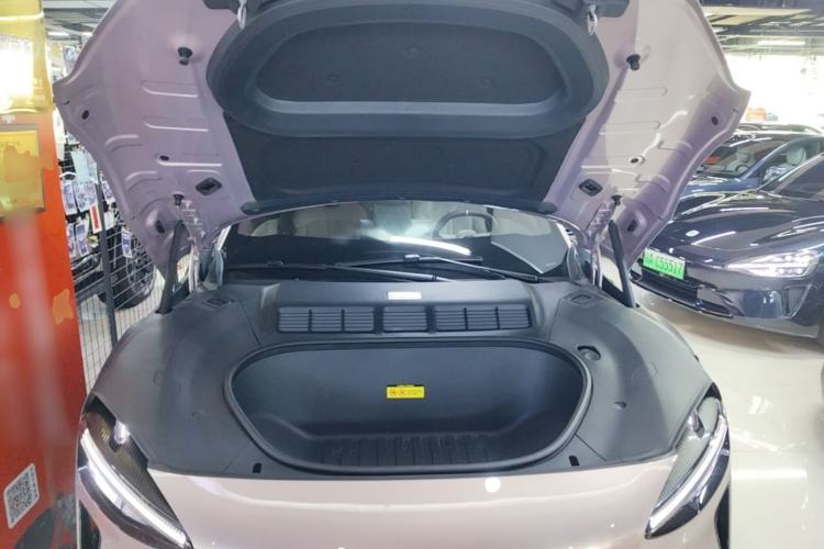 Used Xiaomi Auto YU7 2025 Ultra-Long Range Rear-Wheel Drive Version Engine Bay