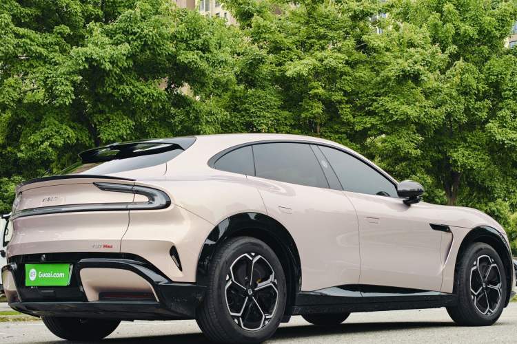 Used Xiaomi Auto YU7 2025 Ultra-Long Range High-Performance All-Wheel-Drive Max Edition Exterior 3