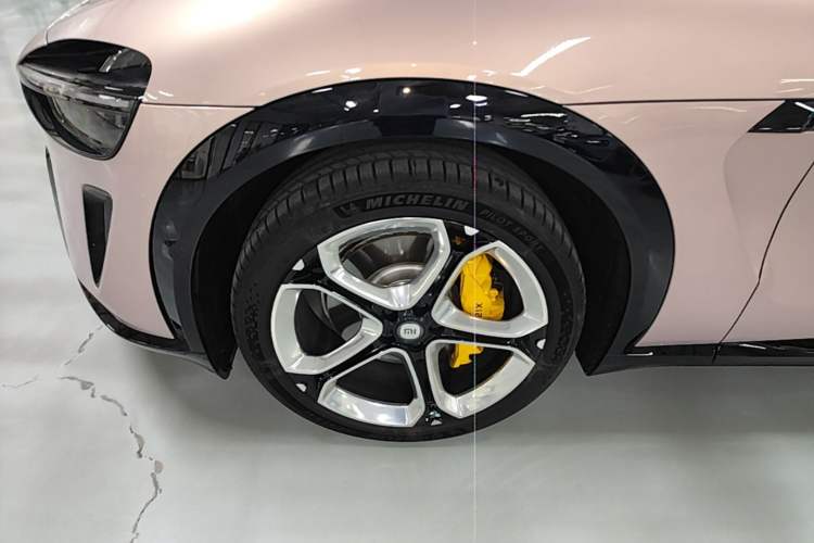 Used Xiaomi Auto YU7 2025 Ultra-Long Range Rear-Wheel Drive Version Exterior 4