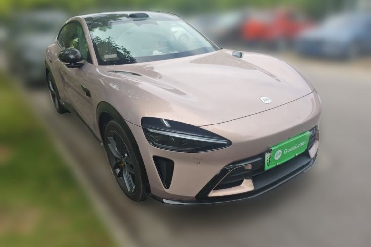 Used Xiaomi Auto YU7 2025 Ultra-Long Range High-Performance All-Wheel-Drive Max Edition Front Right 45 Deg