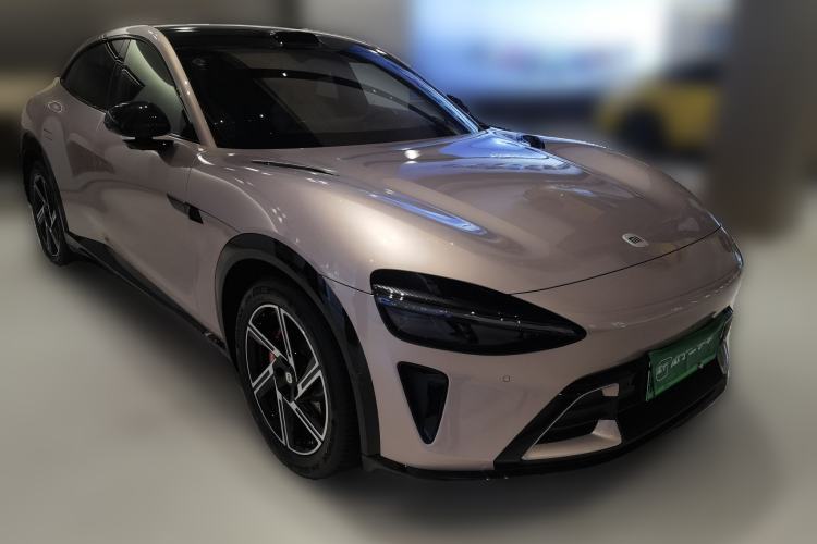 Used Xiaomi Auto YU7 2025 Ultra-Long Range High-Performance All-Wheel-Drive Max Edition Front Right 45 Deg