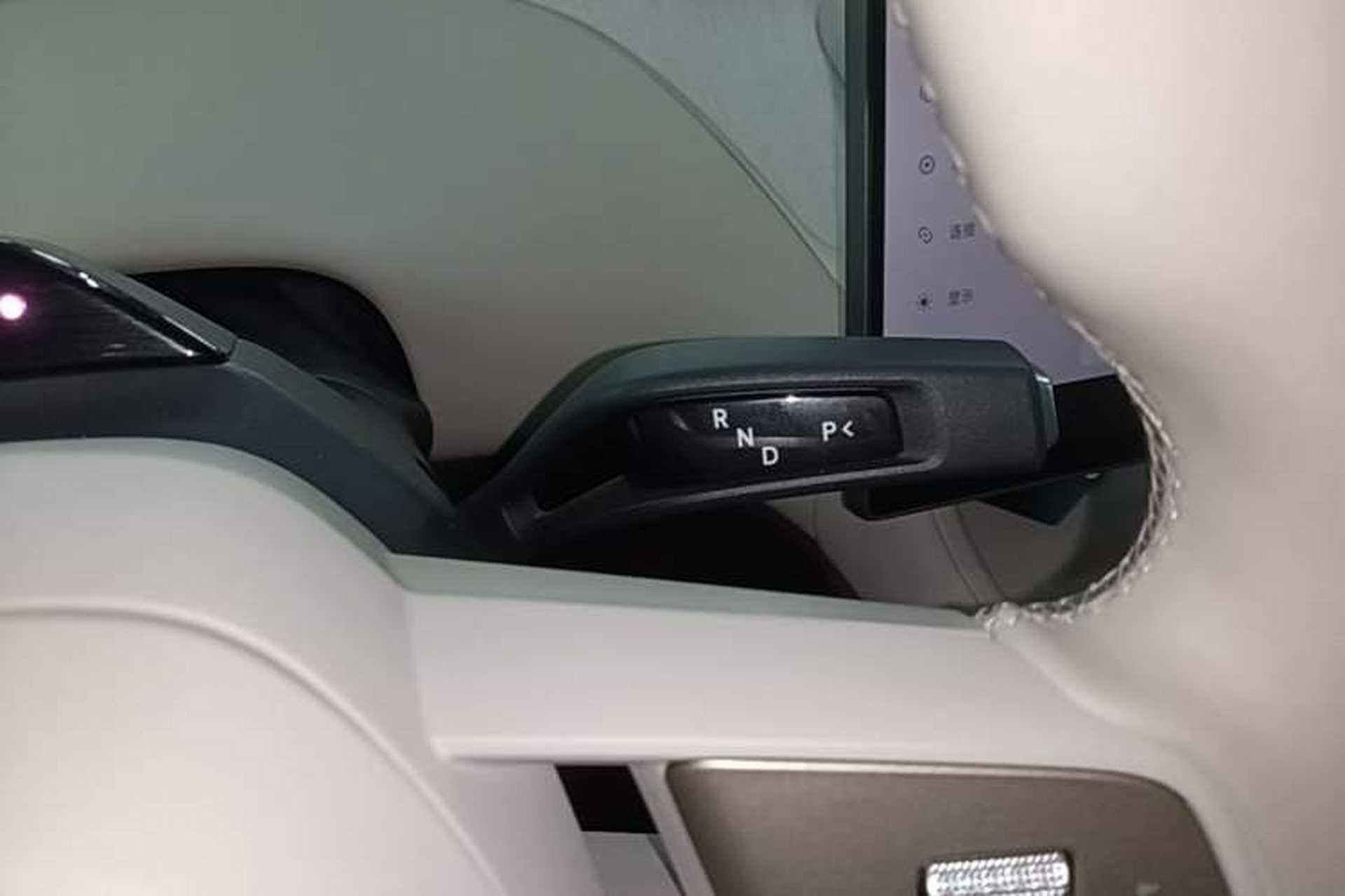 Used Xiaomi Auto YU7 2025 Ultra-Long Range All-Wheel Drive Pro Version Gear Lever