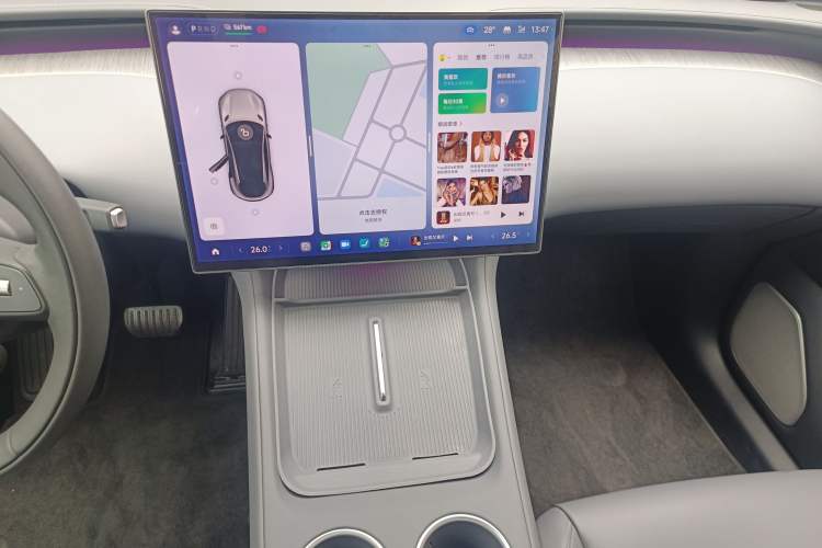 Used Xiaomi Auto YU7 2025 Ultra-Long Range Rear-Wheel Drive Version Audio And AC Panel