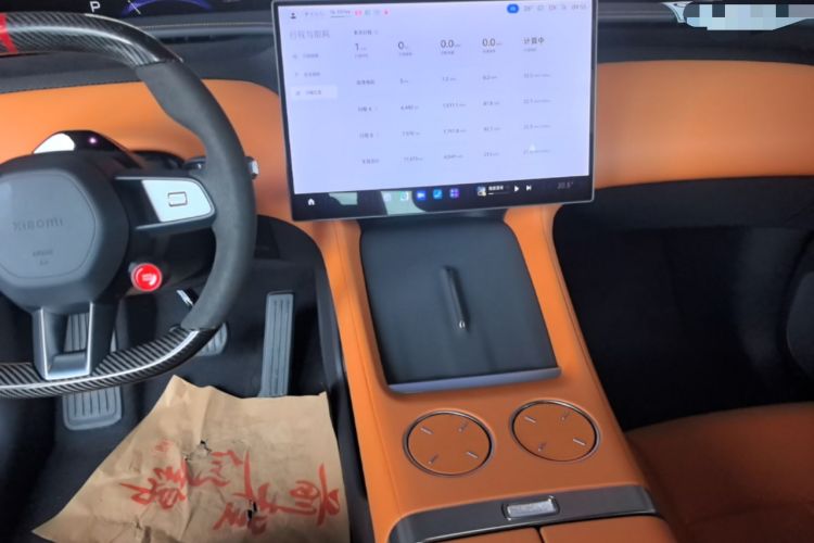 Used Xiaomi Auto YU7 2025 Ultra-Long Range High-Performance All-Wheel-Drive Max Edition Audio And AC Panel