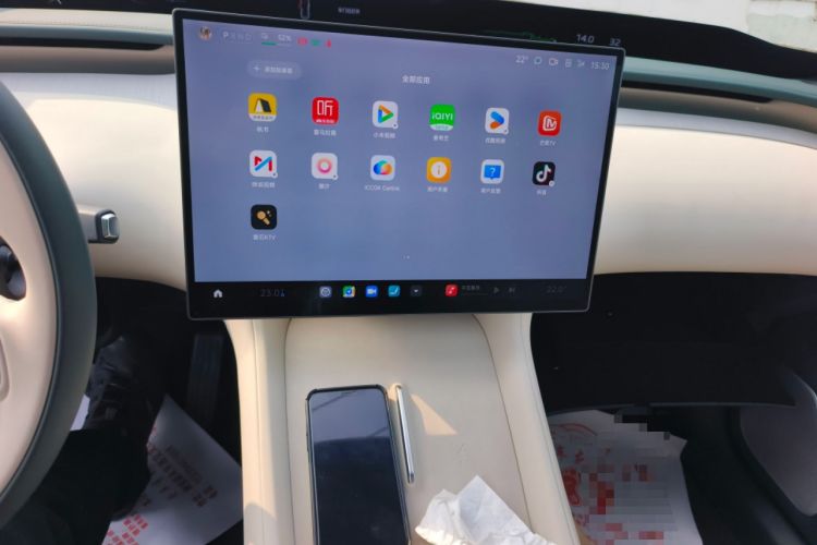 Used Xiaomi Auto YU7 2025 Ultra-Long Range Rear-Wheel Drive Version Audio And AC Panel
