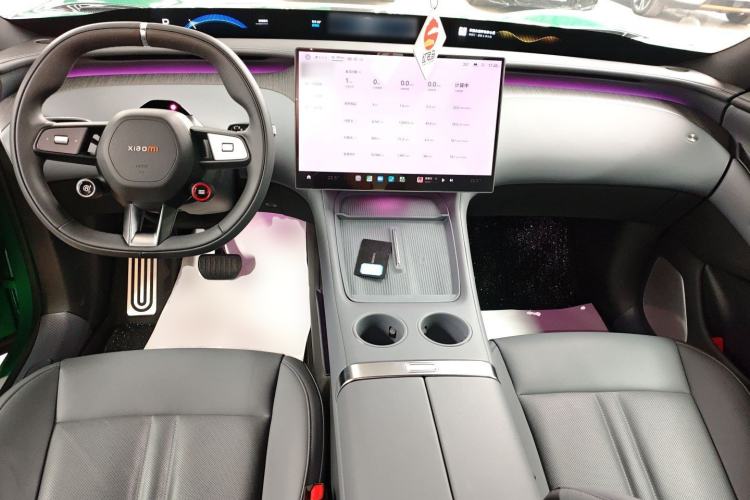 Used Xiaomi Auto YU7 2025 Ultra-Long Range Rear-Wheel Drive Version Center Console