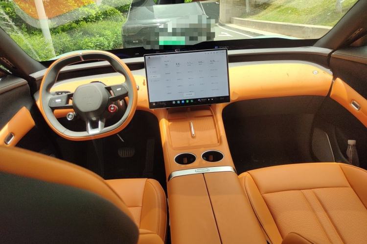 Used Xiaomi Auto YU7 2025 Ultra-Long Range Rear-Wheel Drive Version Center Console