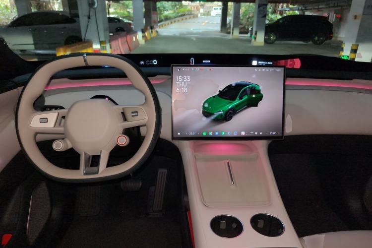 Used Xiaomi Auto YU7 2025 Ultra-Long Range All-Wheel Drive Pro Version Center Console