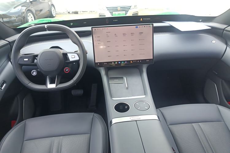 Used Xiaomi Auto YU7 2025 Ultra-Long Range Rear-Wheel Drive Version Center Console