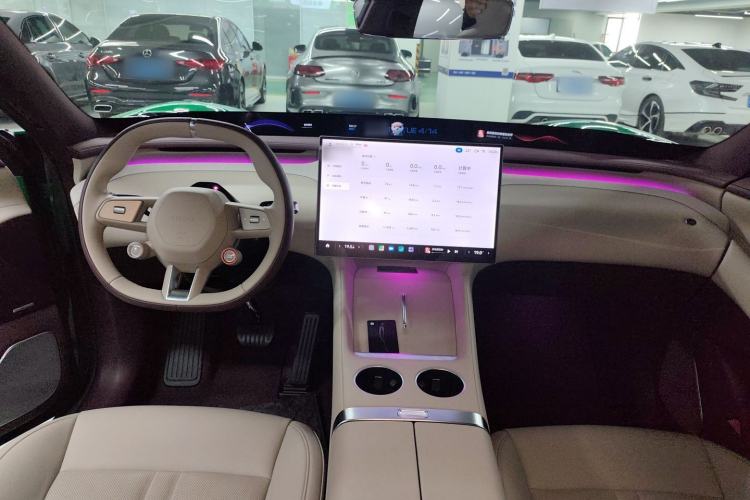 Used Xiaomi Auto YU7 2025 Ultra-Long Range All-Wheel Drive Pro Version Center Console