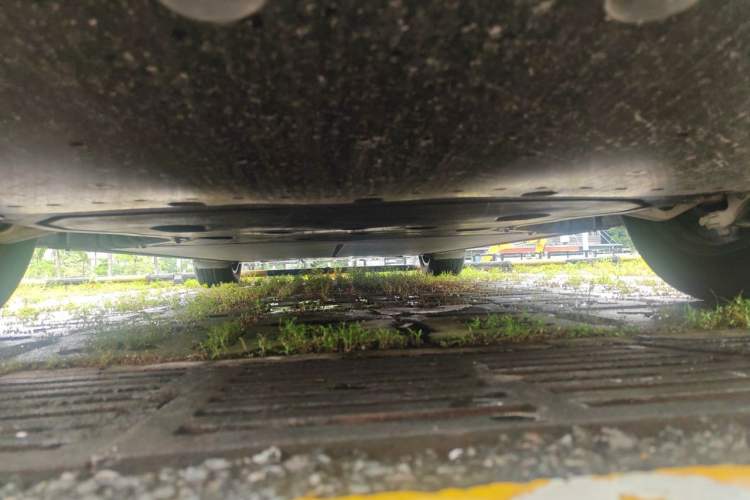 Used Xiaomi Auto YU7 2025 Ultra-Long Range Rear-Wheel Drive Version Chassis Front