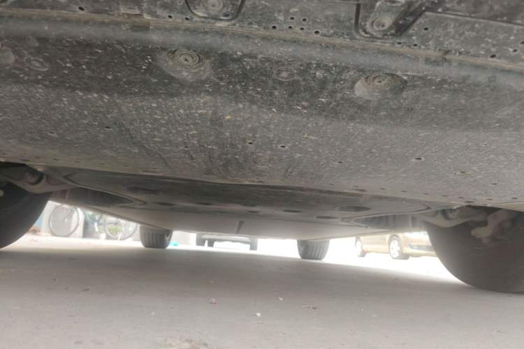 Used Xiaomi Auto YU7 2025 Ultra-Long Range Rear-Wheel Drive Version Chassis Front