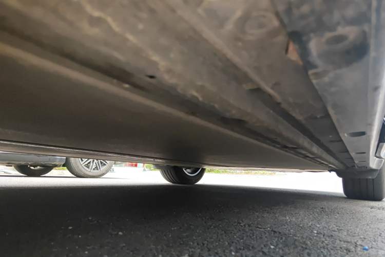 Used Xiaomi Auto YU7 2025 Ultra-Long Range Rear-Wheel Drive Version Chassis Front Left