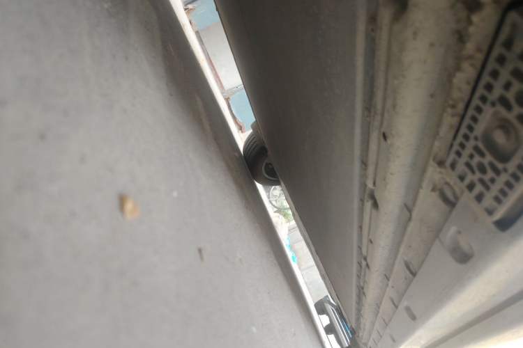 Used Xiaomi Auto YU7 2025 Ultra-Long Range Rear-Wheel Drive Version Chassis Front Left