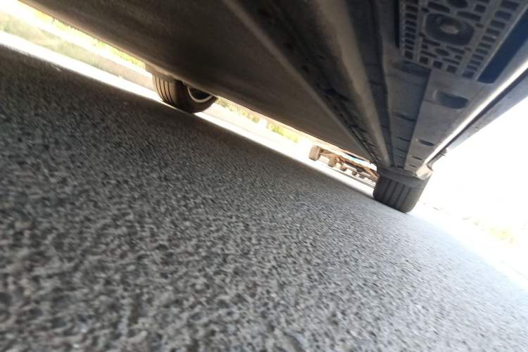 Used Xiaomi Auto YU7 2025 Ultra-Long Range Rear-Wheel Drive Version Chassis Front Left