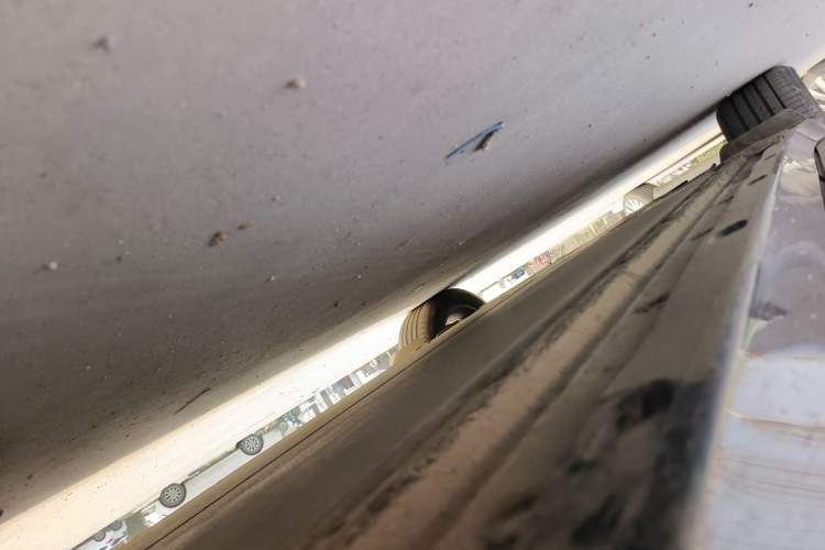 Used Xiaomi Auto YU7 2025 Ultra-Long Range Rear-Wheel Drive Version Chassis Front Right