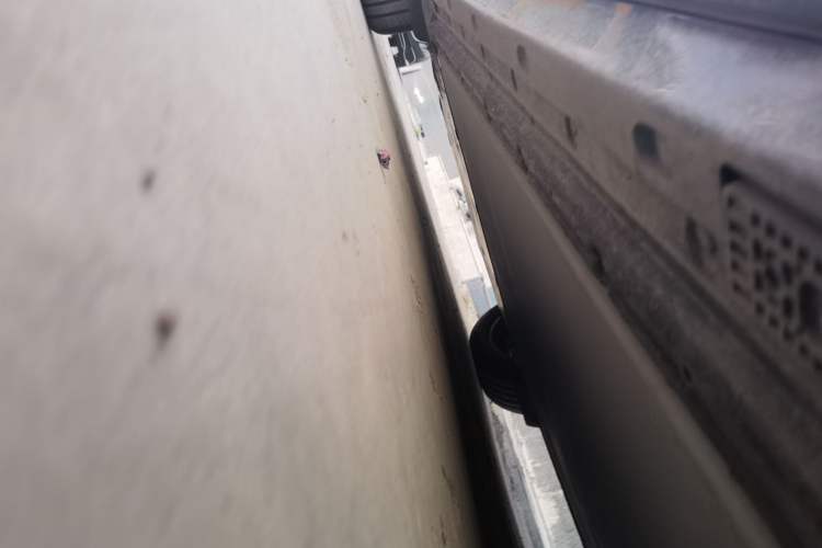 Used Xiaomi Auto YU7 2025 Ultra-Long Range High-Performance All-Wheel-Drive Max Edition Chassis Front Right