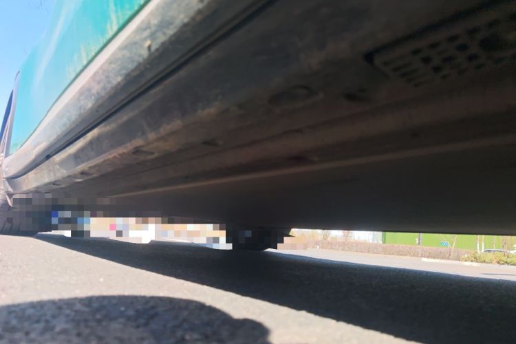 Used Xiaomi Auto YU7 2025 Ultra-Long Range High-Performance All-Wheel-Drive Max Edition Chassis Front Right