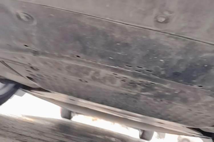 Used Xiaomi Auto YU7 2025 Ultra-Long Range High-Performance All-Wheel-Drive Max Edition Chassis Rear