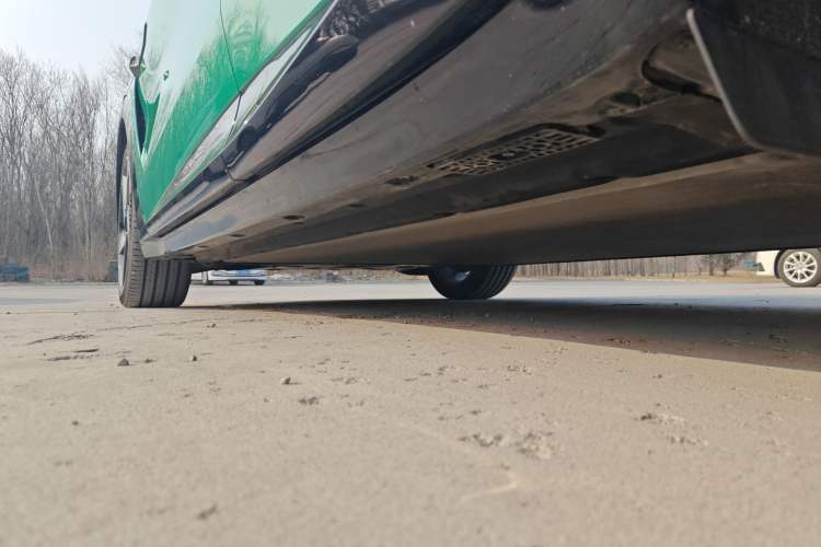 Used Xiaomi Auto YU7 2025 Ultra-Long Range High-Performance All-Wheel-Drive Max Edition Chassis Rear Left