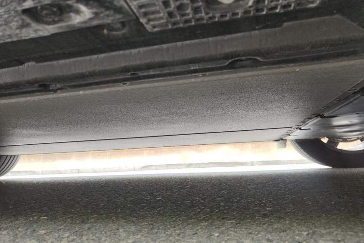 Used Xiaomi Auto YU7 2025 Ultra-Long Range Rear-Wheel Drive Version Chassis Rear Left