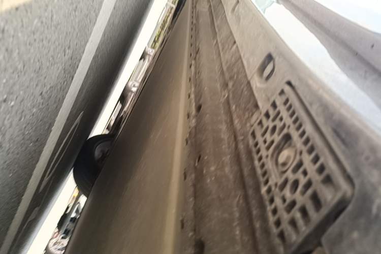 Used Xiaomi Auto YU7 2025 Ultra-Long Range High-Performance All-Wheel-Drive Max Edition Chassis Rear Left