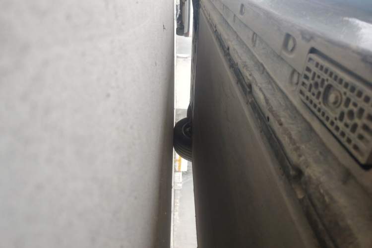 Used Xiaomi Auto YU7 2025 Ultra-Long Range Rear-Wheel Drive Version Chassis Rear Left