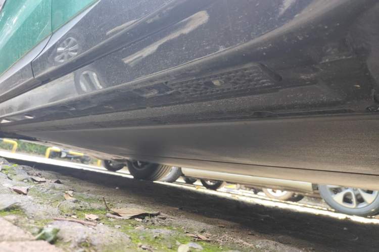 Used Xiaomi Auto YU7 2025 Ultra-Long Range Rear-Wheel Drive Version Chassis Rear Left