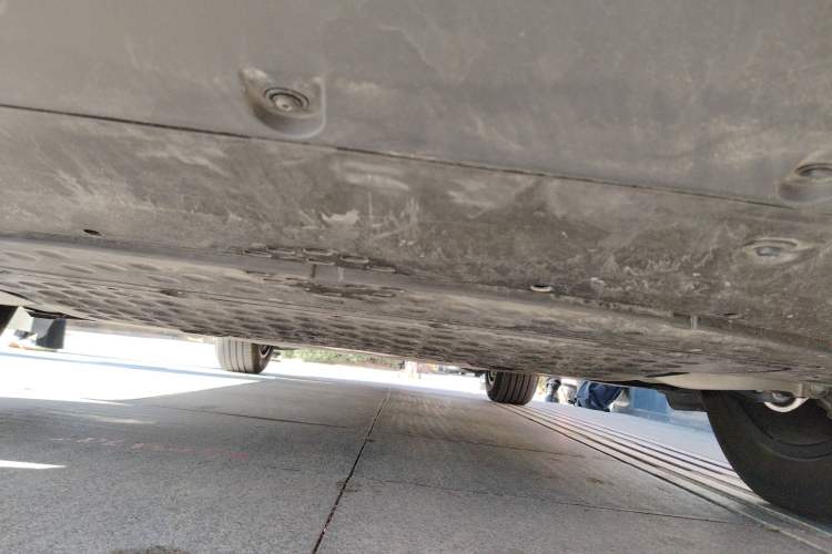 Used Xiaomi Auto YU7 2025 Ultra-Long Range Rear-Wheel Drive Version Chassis Rear