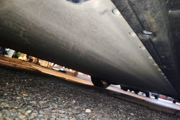 Used Xiaomi Auto YU7 2025 Ultra-Long Range High-Performance All-Wheel-Drive Max Edition Chassis Rear Right