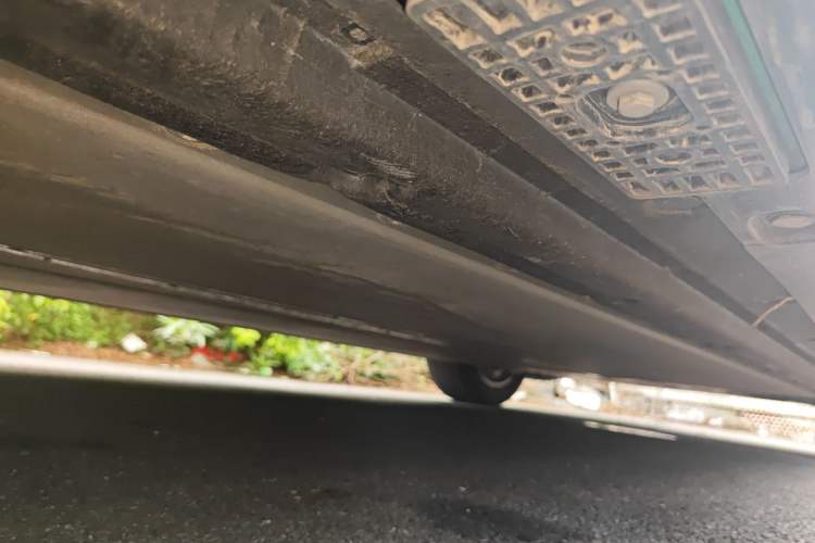 Used Xiaomi Auto YU7 2025 Ultra-Long Range Rear-Wheel Drive Version Chassis Rear Right