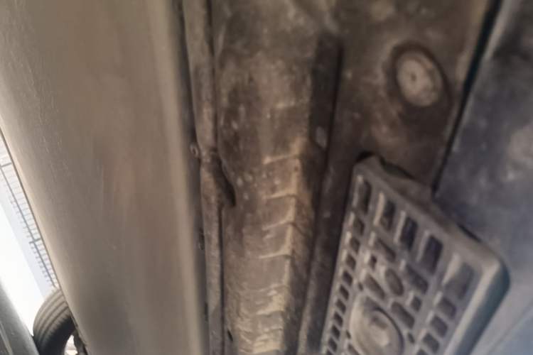 Used Xiaomi Auto YU7 2025 Ultra-Long Range High-Performance All-Wheel-Drive Max Edition Chassis Rear Right