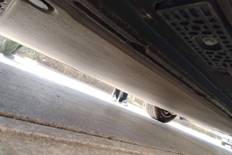 Used Xiaomi Auto YU7 2025 Ultra-Long Range Rear-Wheel Drive Version Chassis Rear Right