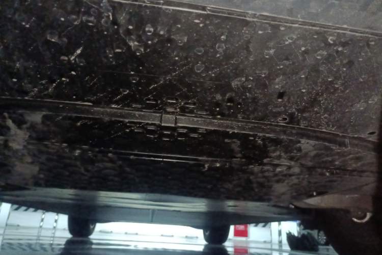 Used Xiaomi Auto YU7 2025 Ultra-Long Range Rear-Wheel Drive Version Chassis Rear