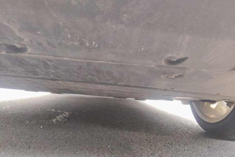 Used Xiaomi Auto YU7 2025 Ultra-Long Range High-Performance All-Wheel-Drive Max Edition Chassis Rear