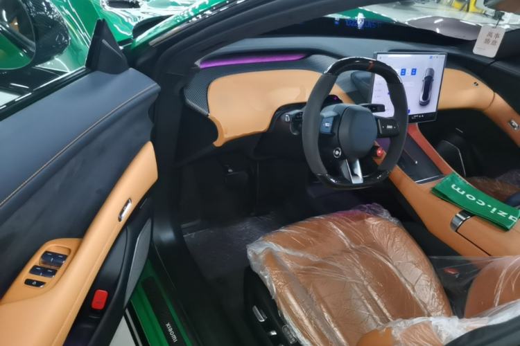 Used Xiaomi Auto YU7 2025 Ultra-Long Range High-Performance All-Wheel-Drive Max Edition Driver Seat