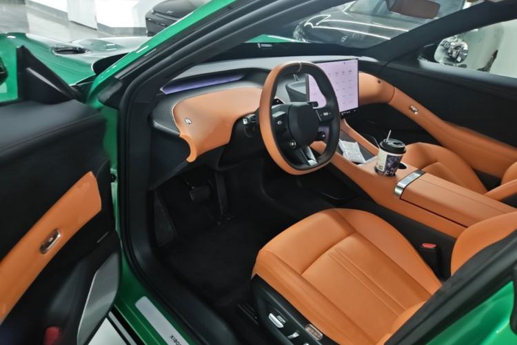Used Xiaomi Auto YU7 2025 Ultra-Long Range High-Performance All-Wheel-Drive Max Edition Driver Seat
