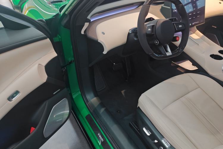Used Xiaomi Auto YU7 2025 Ultra-Long Range High-Performance All-Wheel-Drive Max Edition Driver Seat