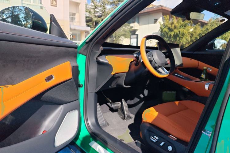 Used Xiaomi Auto YU7 2025 Ultra-Long Range Rear-Wheel Drive Version Driver Seat