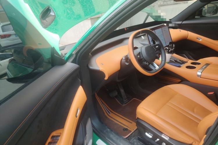 Used Xiaomi Auto YU7 2025 Ultra-Long Range Rear-Wheel Drive Version Driver Seat