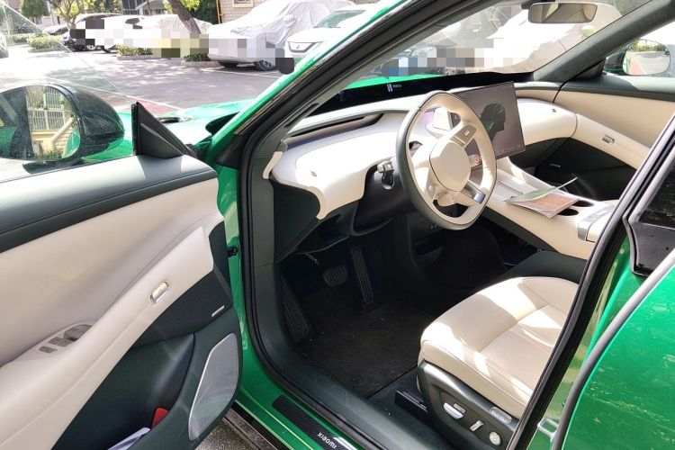 Used Xiaomi Auto YU7 2025 Ultra-Long Range High-Performance All-Wheel-Drive Max Edition Driver Seat