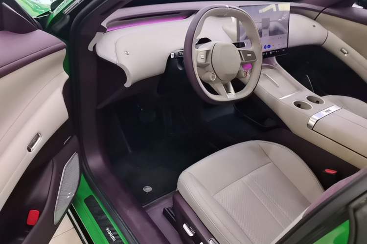 Used Xiaomi Auto YU7 2025 Ultra-Long Range High-Performance All-Wheel-Drive Max Edition Driver Seat