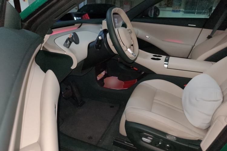 Used Xiaomi Auto YU7 2025 Ultra-Long Range All-Wheel Drive Pro Version Driver Seat