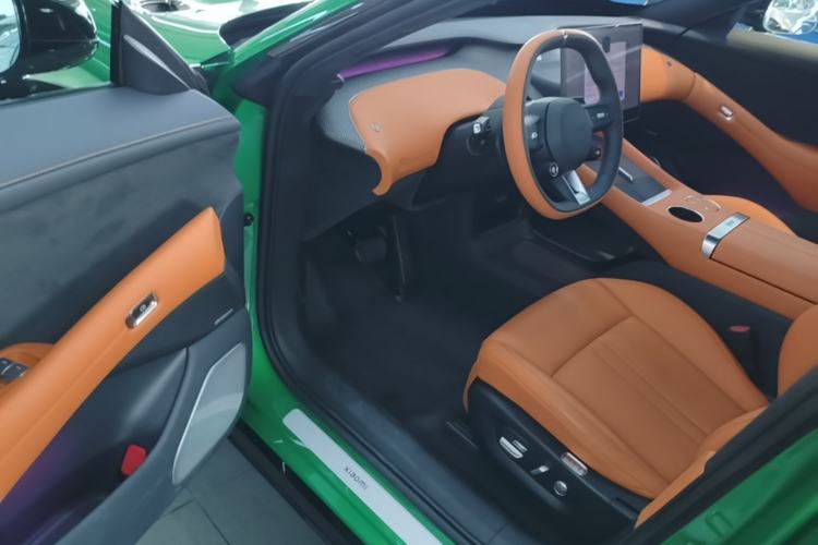Used Xiaomi Auto YU7 2025 Ultra-Long Range High-Performance All-Wheel-Drive Max Edition Driver Seat