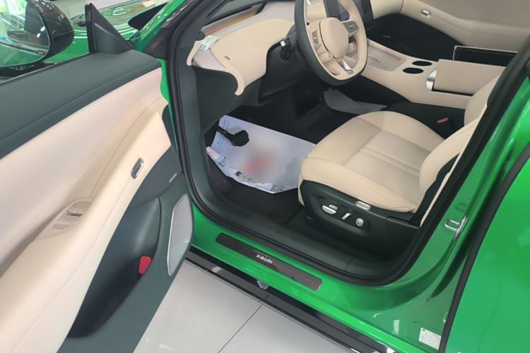 Used Xiaomi Auto YU7 2025 Ultra-Long Range High-Performance All-Wheel-Drive Max Edition Driver Seat