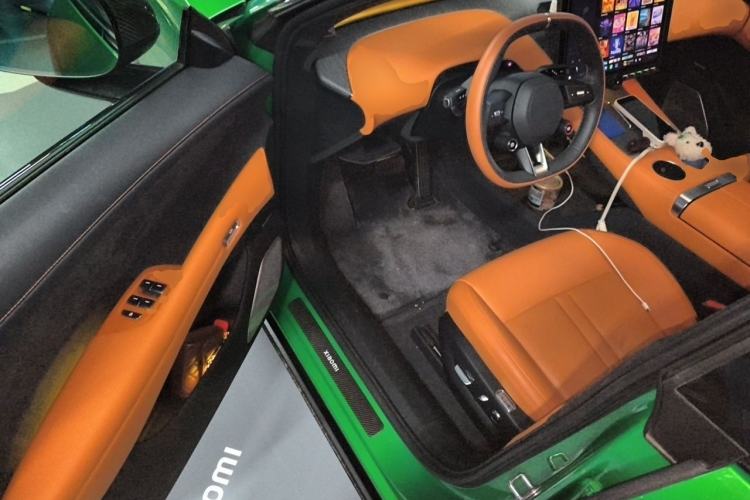 Used Xiaomi Auto YU7 2025 Ultra-Long Range High-Performance All-Wheel-Drive Max Edition Driver Seat