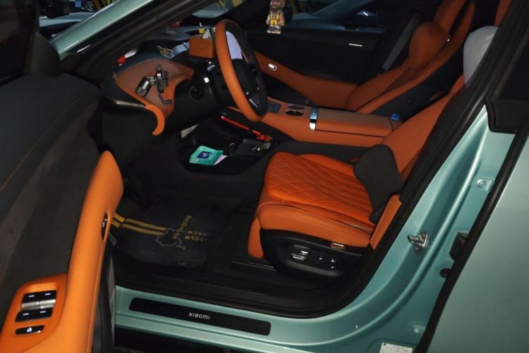 Used Xiaomi Auto YU7 2025 Ultra-Long Range High-Performance All-Wheel-Drive Max Edition Driver Seat