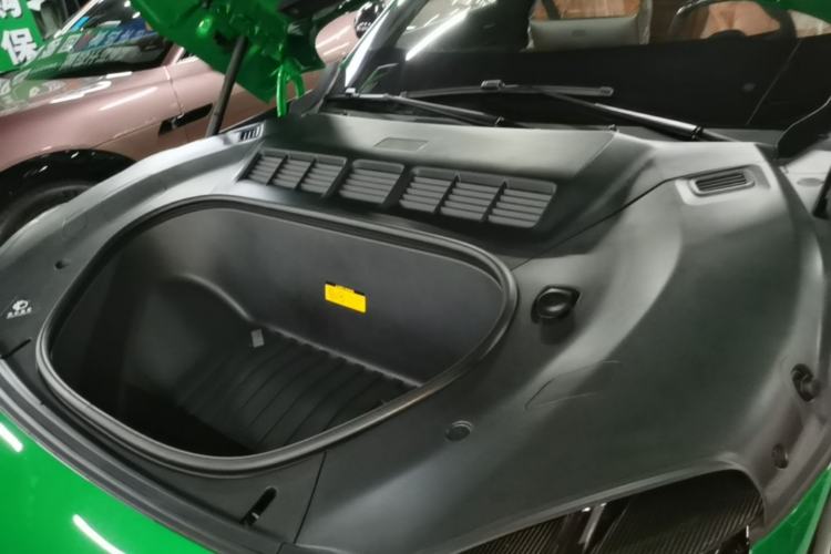 Used Xiaomi Auto YU7 2025 Ultra-Long Range High-Performance All-Wheel-Drive Max Edition Engine Bay