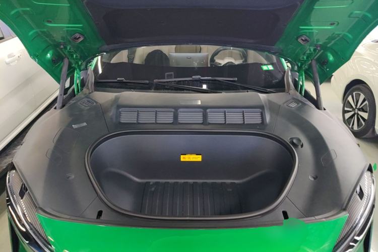 Used Xiaomi Auto YU7 2025 Ultra-Long Range High-Performance All-Wheel-Drive Max Edition Engine Bay